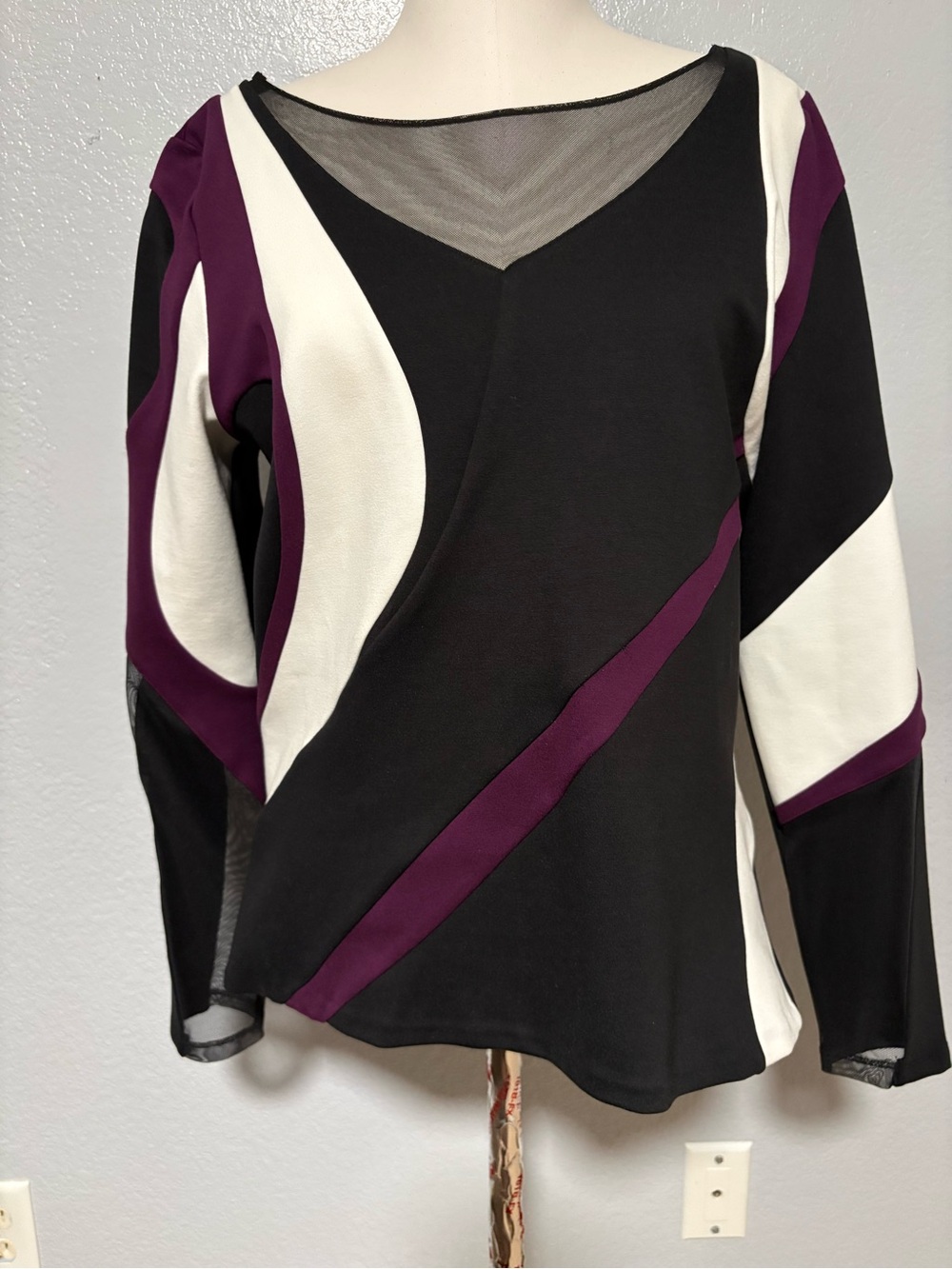 Donna Karan Black, Purple & White Long-Sleeve Colorblock Top